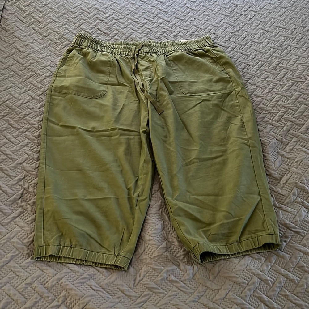 Lane Bryant Soft Slub Capris